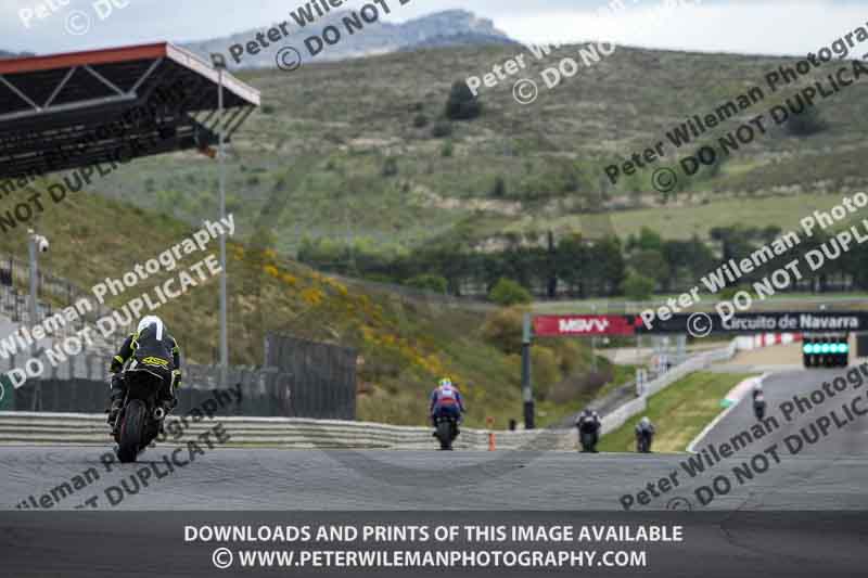cadwell no limits trackday;cadwell park;cadwell park photographs;cadwell trackday photographs;enduro digital images;event digital images;eventdigitalimages;navarra;no limits trackdays;peter wileman photography;racing digital images;trackday digital images;trackday photos